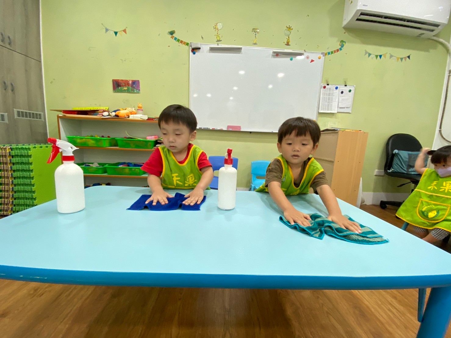 幼幼蒙特梭利生活課程