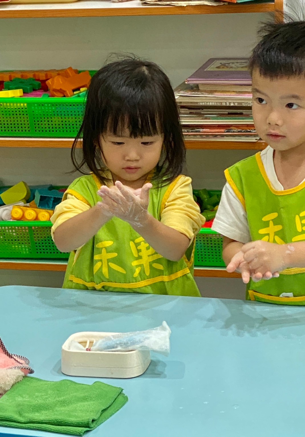 幼幼蒙特梭利生活課程