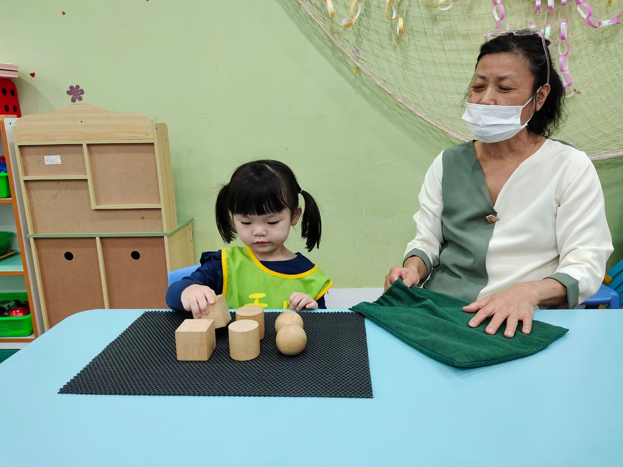 幼幼蒙特梭利感覺課程