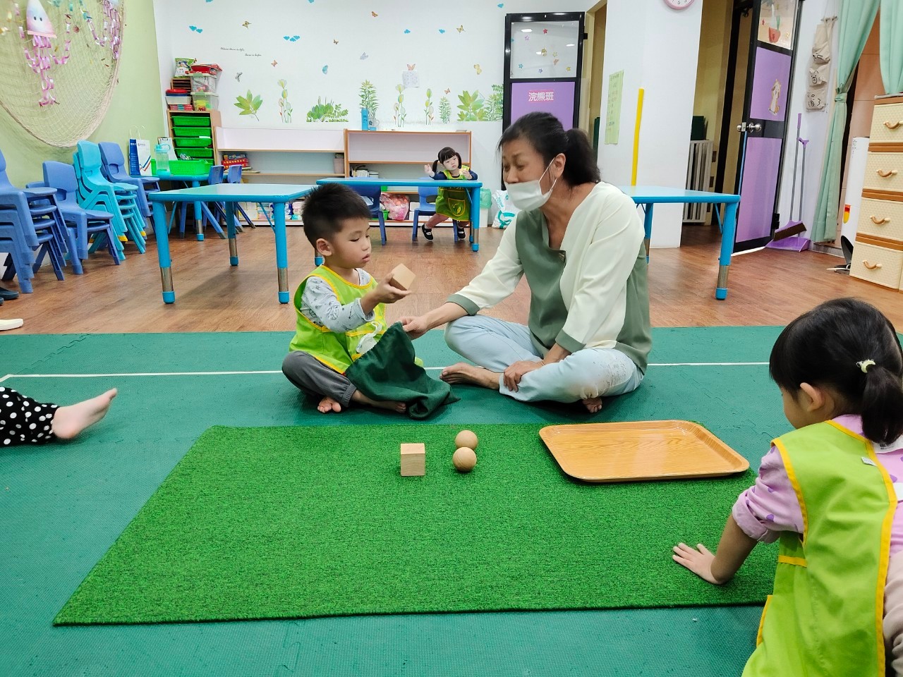 幼幼蒙特梭利感覺課程