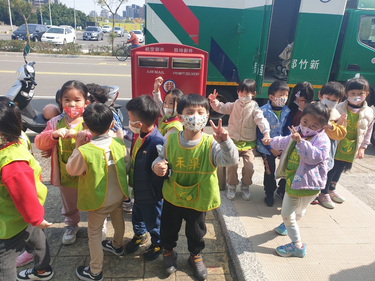 113下學期中大班花絮