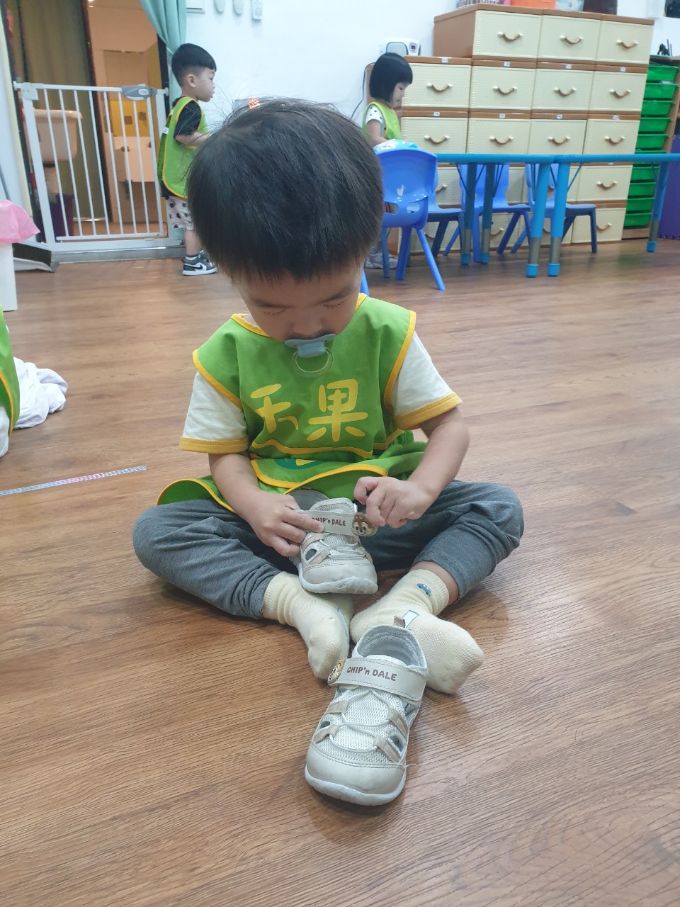 禾果小小新生上學去