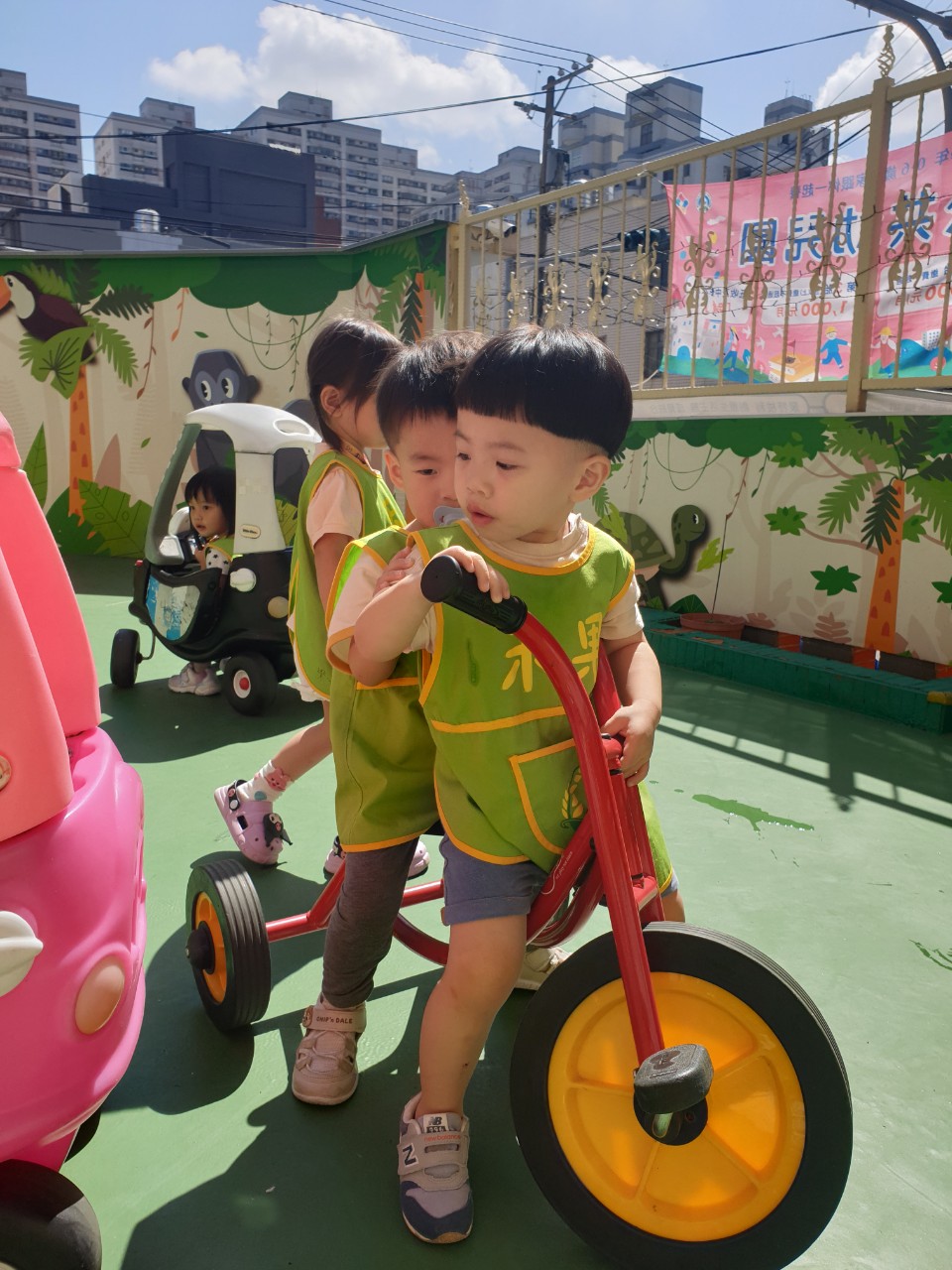 禾果小小新生上學去