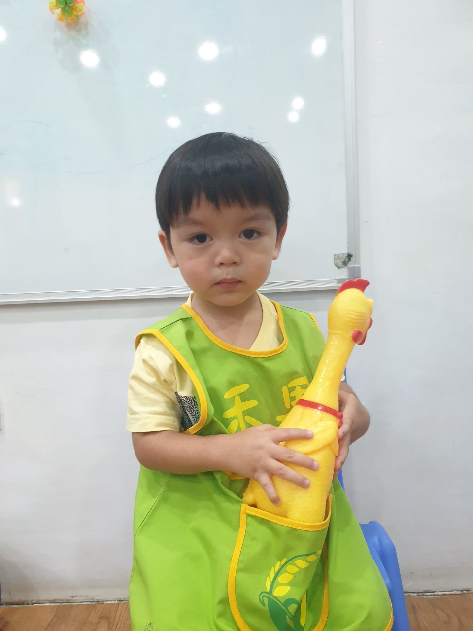 禾果小小新生上學去