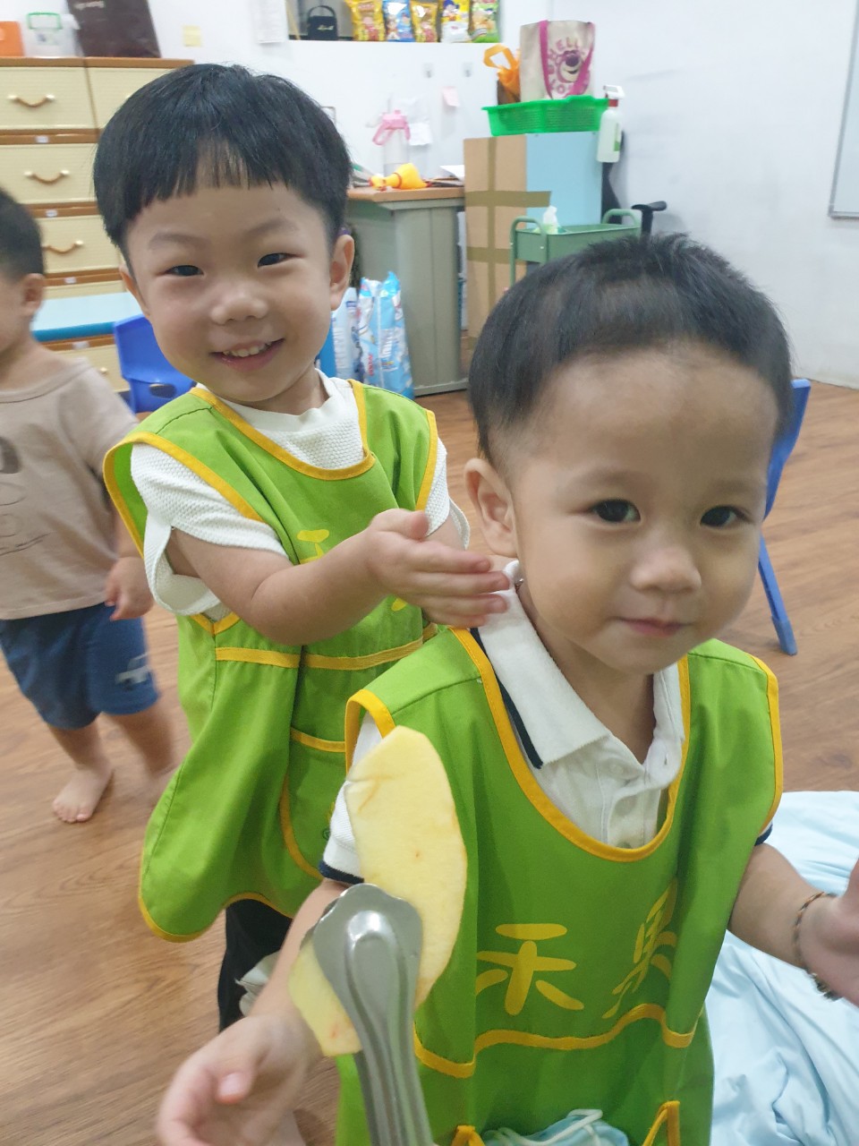 禾果小小新生上學去