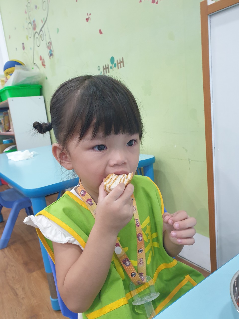 禾果小小新生上學去