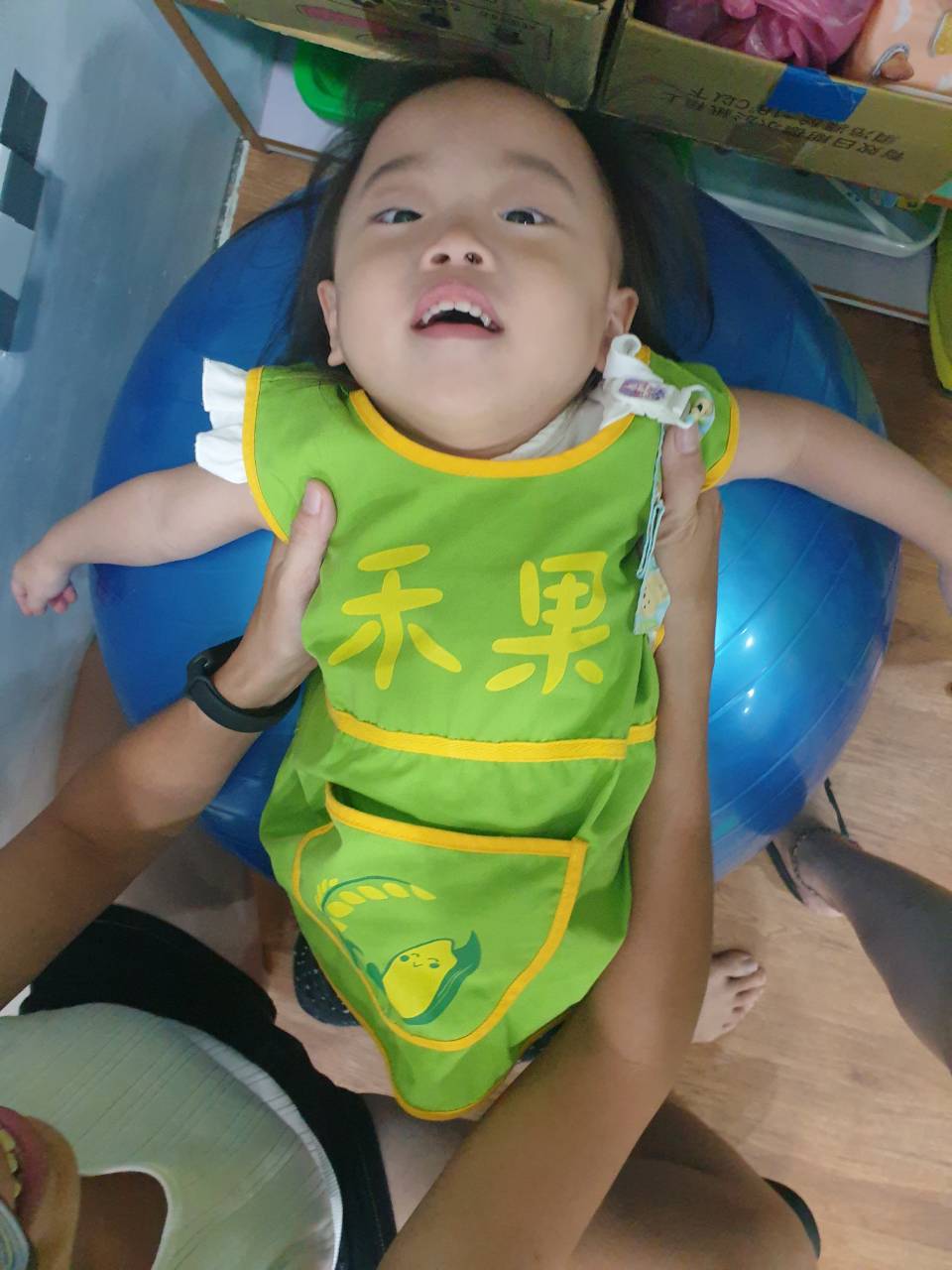 禾果小小新生上學去