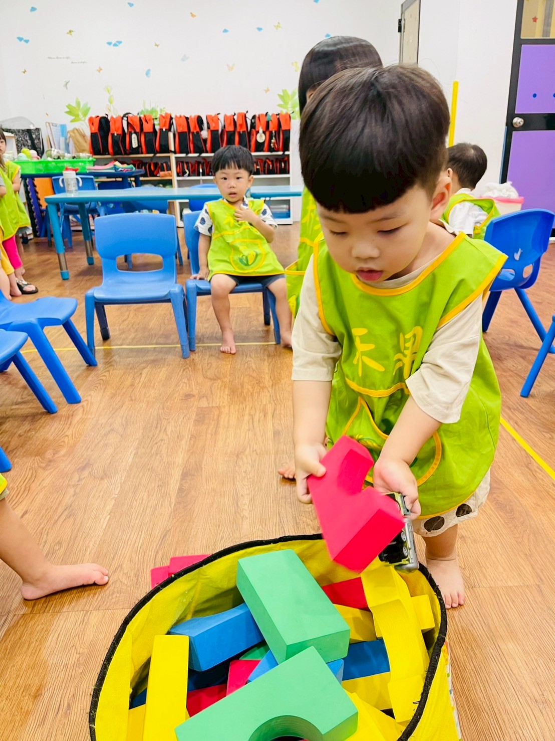 禾果小小新生上學去