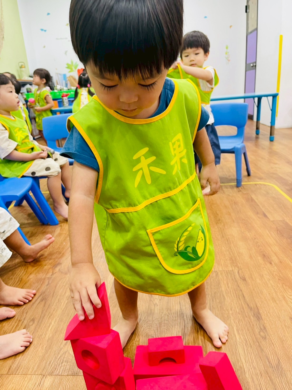 禾果小小新生上學去